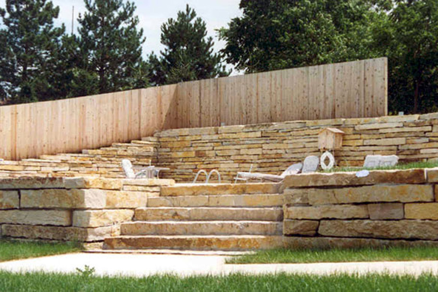 Lannon Weatheredge Natural Retaining Wall Stone at Benson Stone Co. in Rockford, IL
