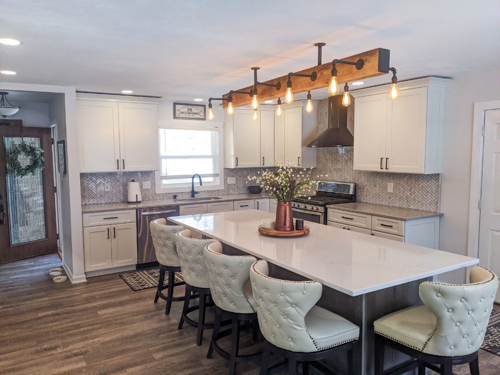 kitchen design featuring rustic luxury vinyl flooring