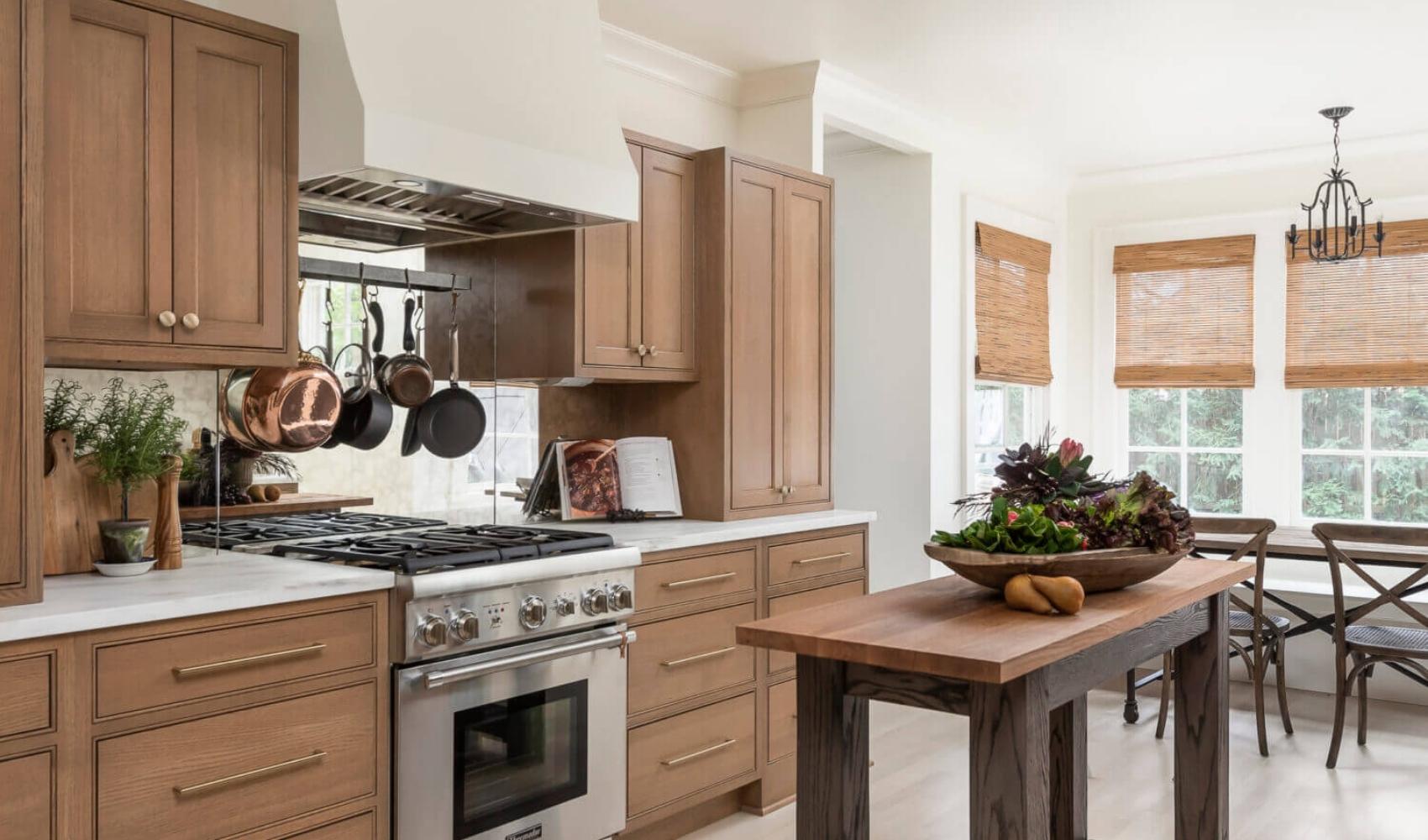 wood stain kitchen cabinets