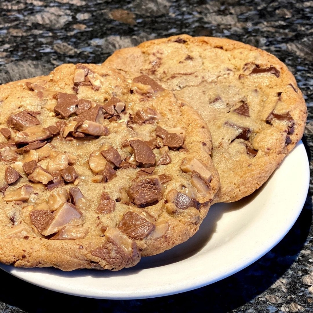 chocolate chip cookies hearthrock cafe rockford, il