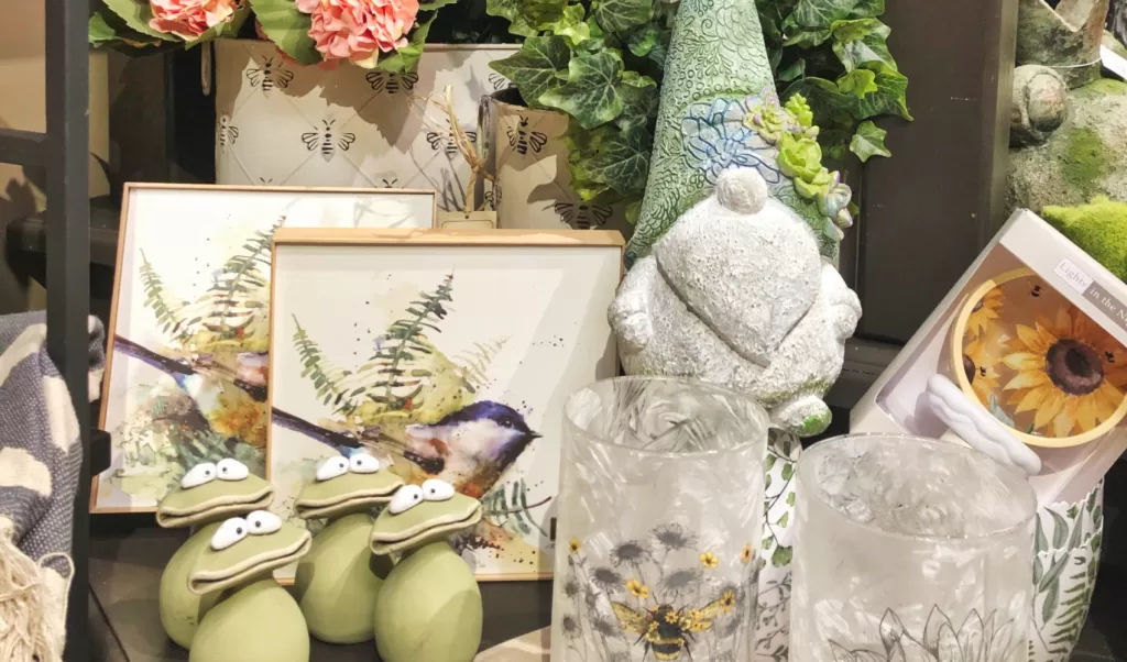 spring gifts & decor in rockford, IL 