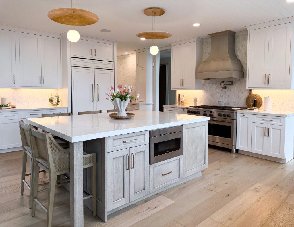 Hanstone Montauk polished quartz countertop